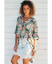 Load image into Gallery viewer, Emerald Arches Print River Shirt