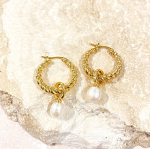 Load image into Gallery viewer, Ariel Gold Plated Earrings