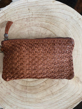 Load image into Gallery viewer, Kompanero: Whitlee // Cognac