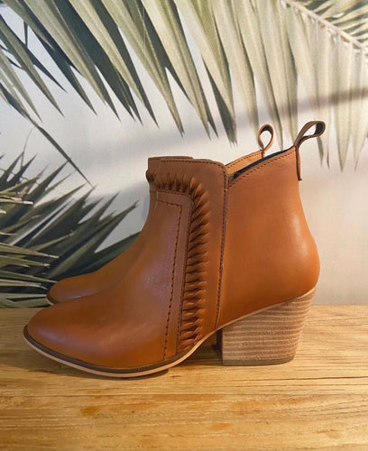 Stun Boots // Tan Leather