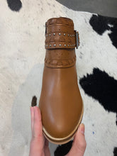 Load image into Gallery viewer, Temp Boot // Tan Leather